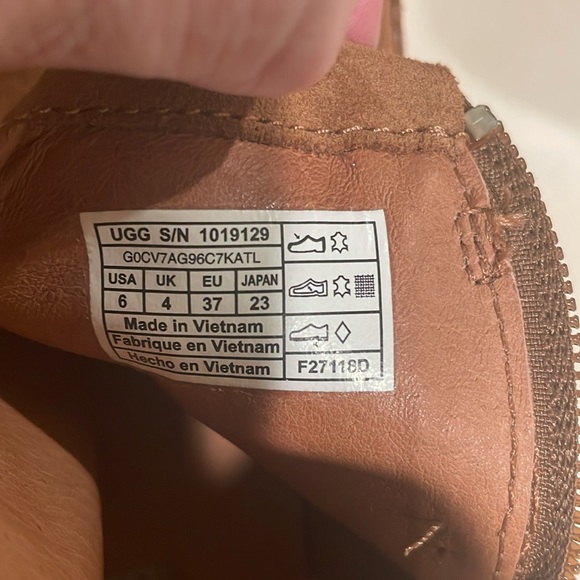 UGG Australia Reid Slate Chestnut Brown Ankle Boot 1019129 Suede Bootie size 6 - Picture 8 of 8